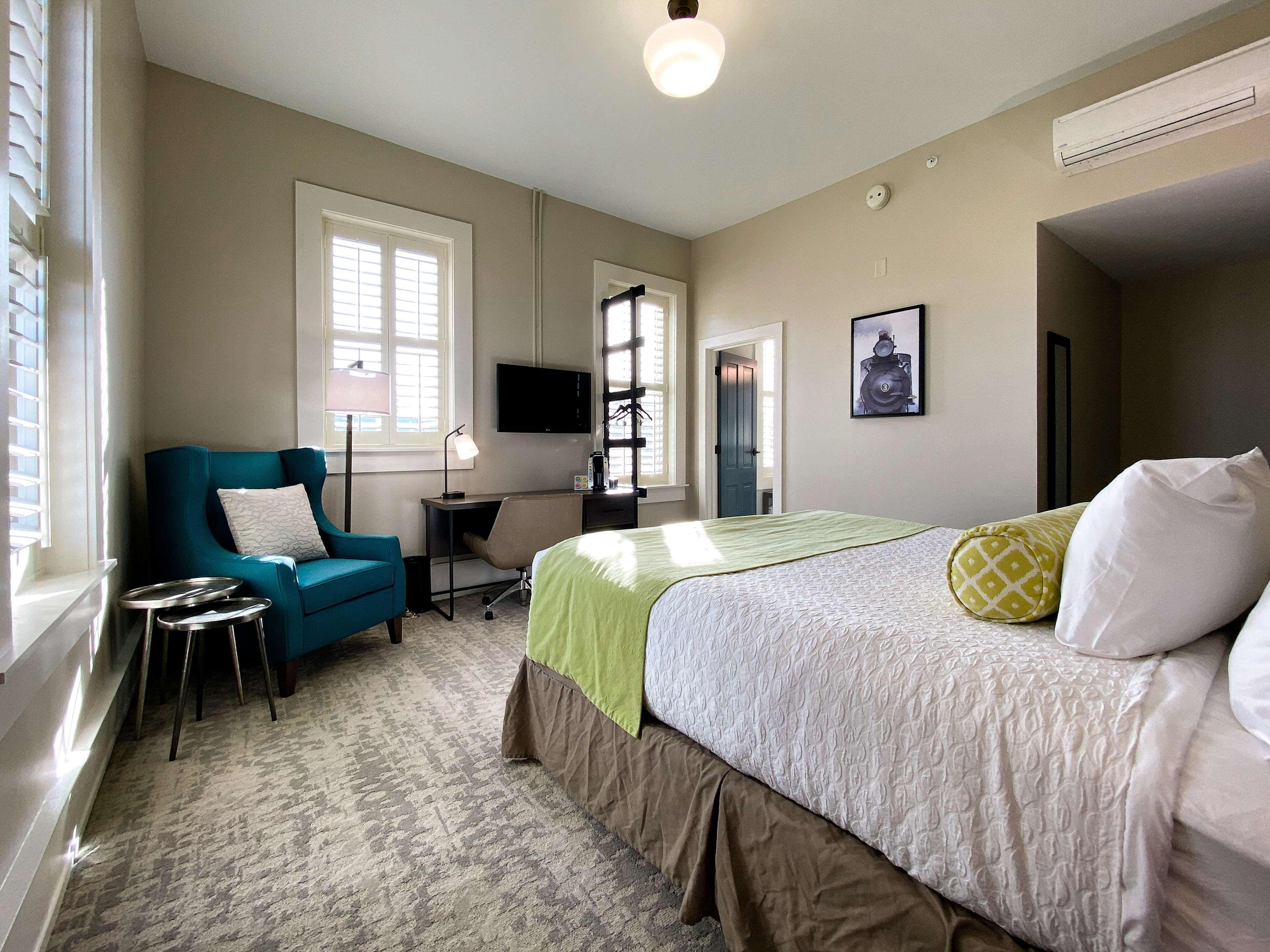 Hotel Florence, Tapestry Collection By Hilton Luaran gambar